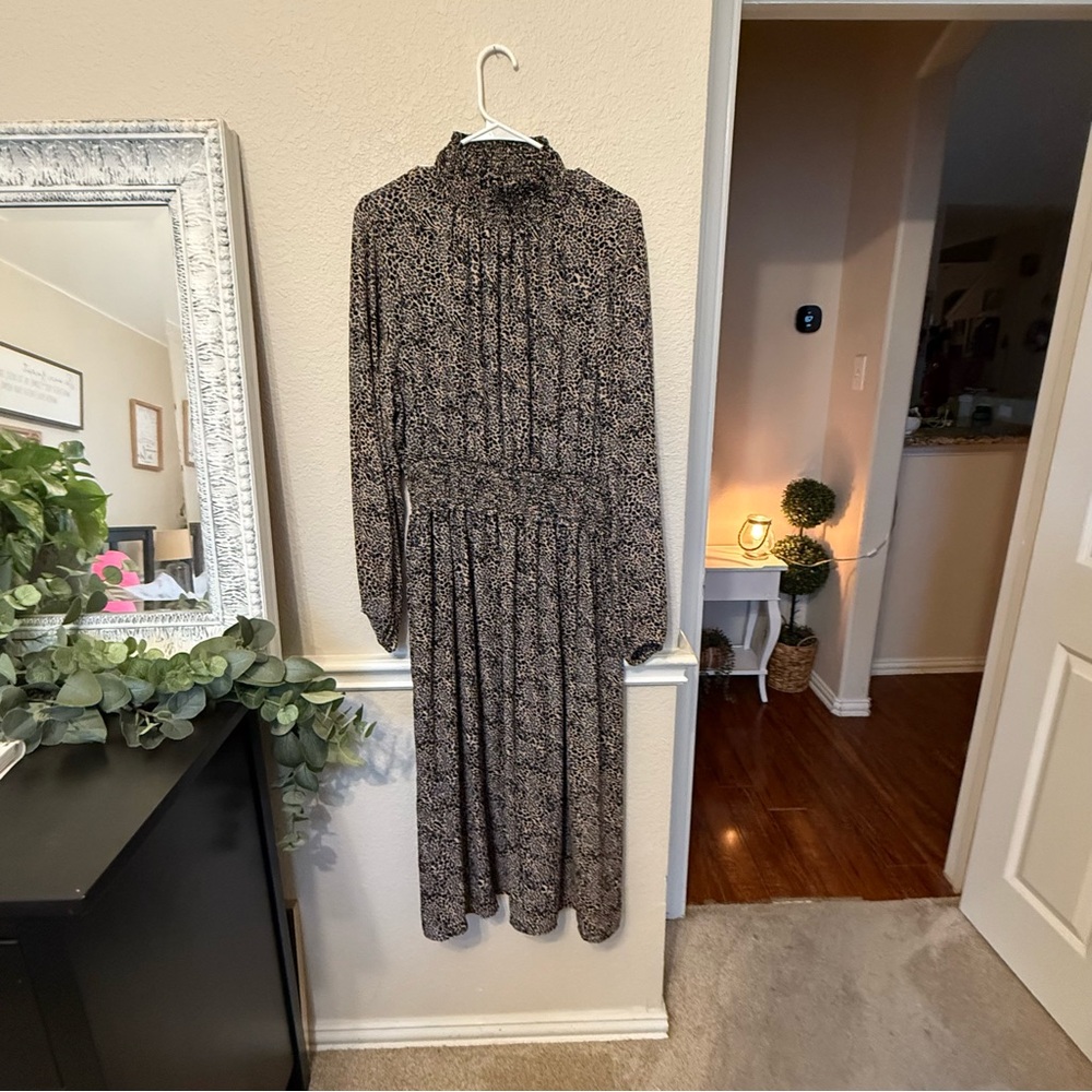 XXL Mock neck maxi dress with cheetah print - Free Press. - Picture 1 of 14